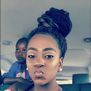 Meet your Posher, Alaina